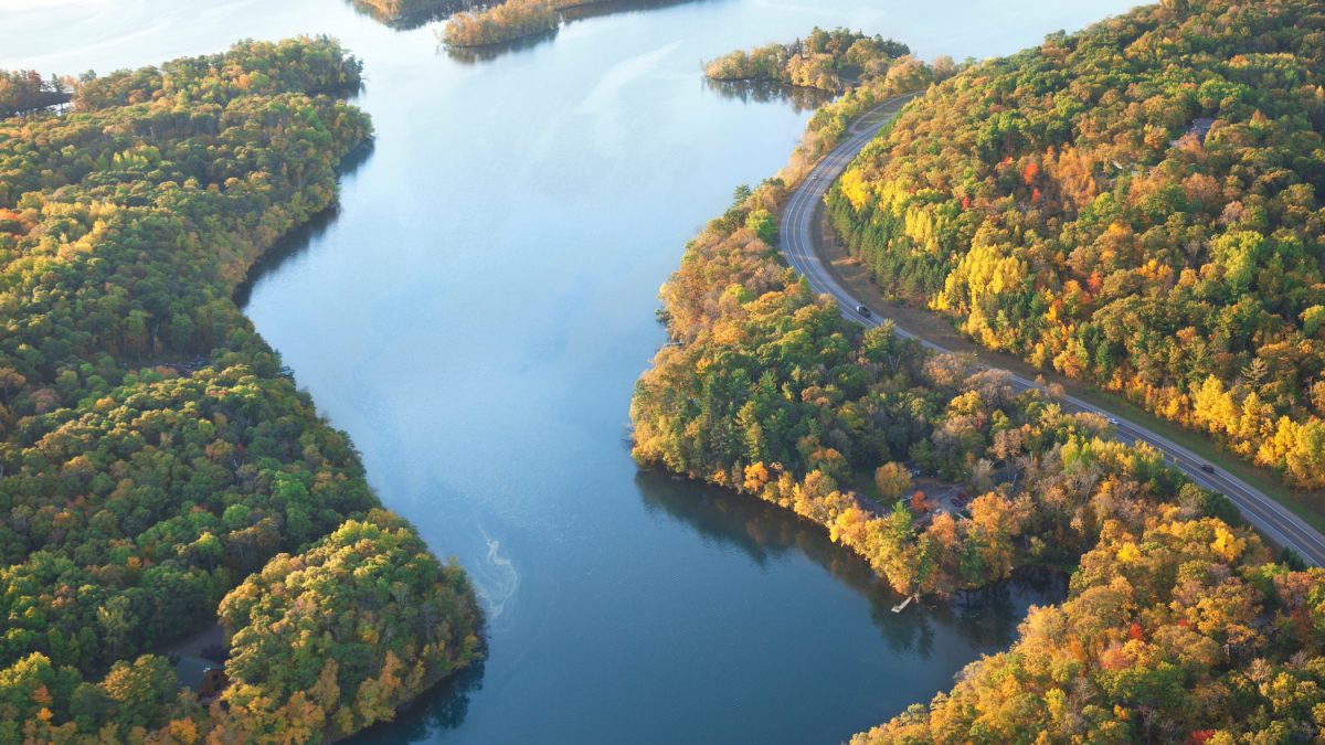 Navigating Change: Lessons from the Mississippi River